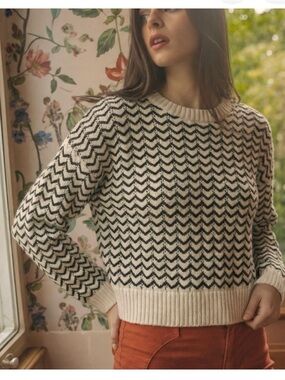 Marled Black and White Zigzag Sweater